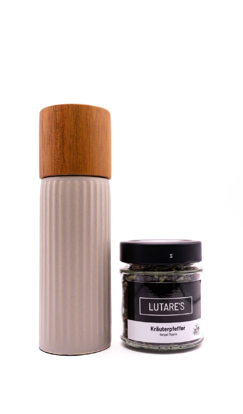 Pfeffermühle gefüllt